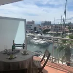 Apartamento De Dos Habitaciones Con Terraza Y Plaza De Aparcamiento